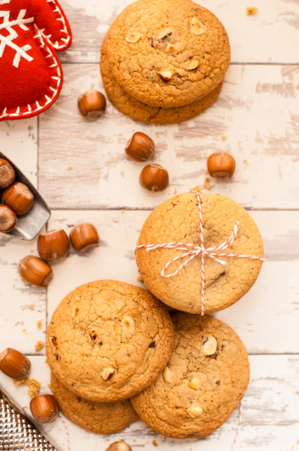 Nutmeg Cookies with Chocolate and Hazelnuts