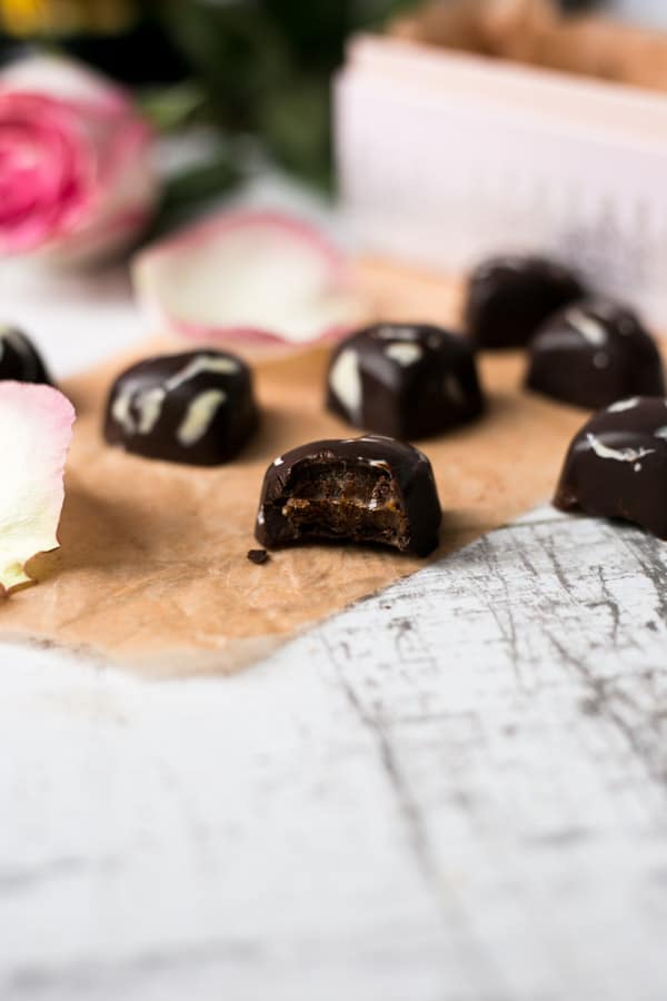 Caramel Mocha Chocolates | via @annabanana.co