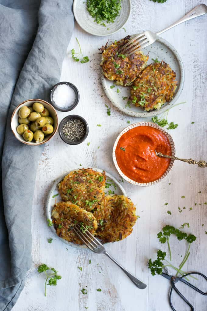 Vegetable Fritters with Smoky Salsa, easy recipe for a side dish or a main course | via @annabanana.co
