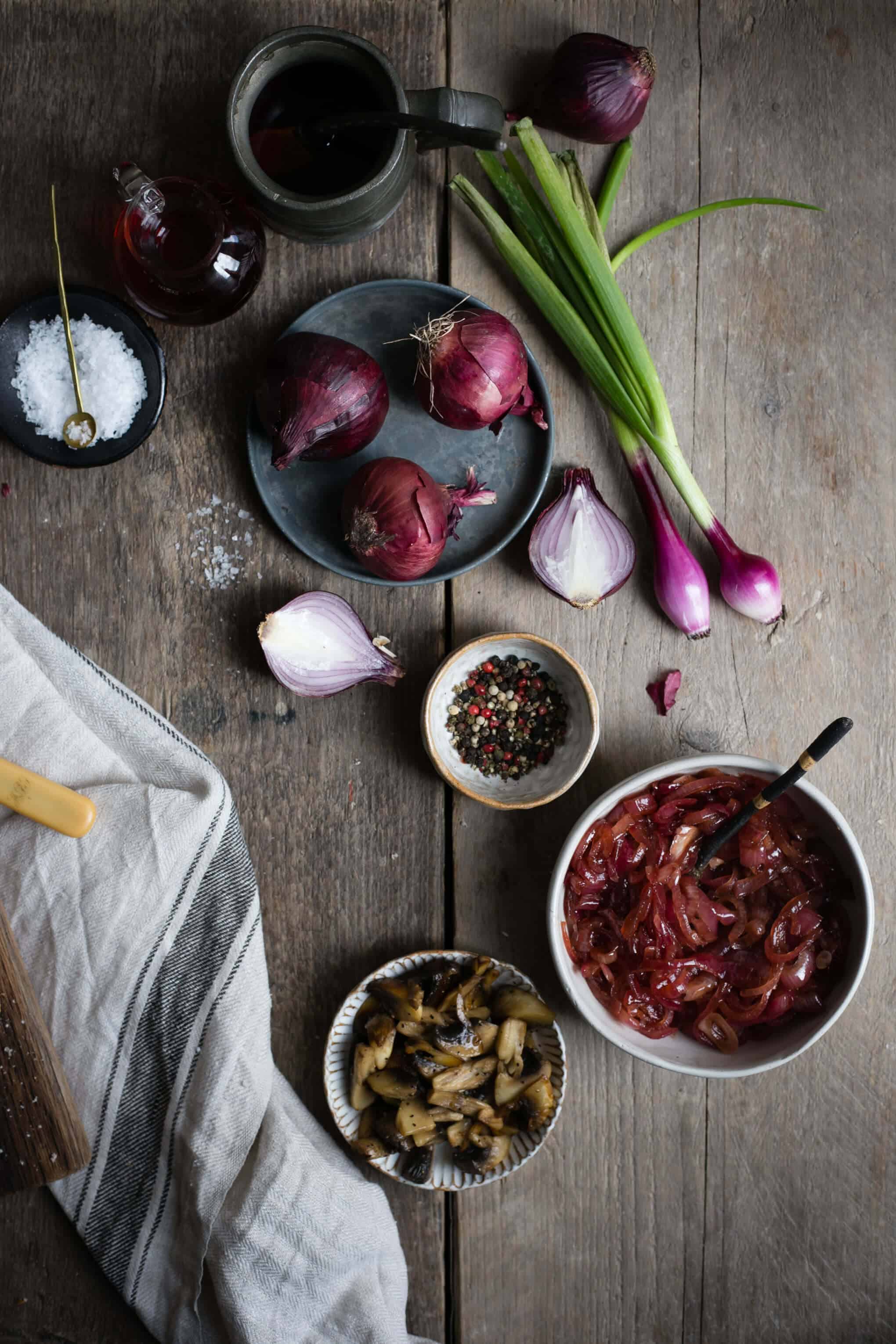 Easy red onion jam recipe | via @annabanana.co