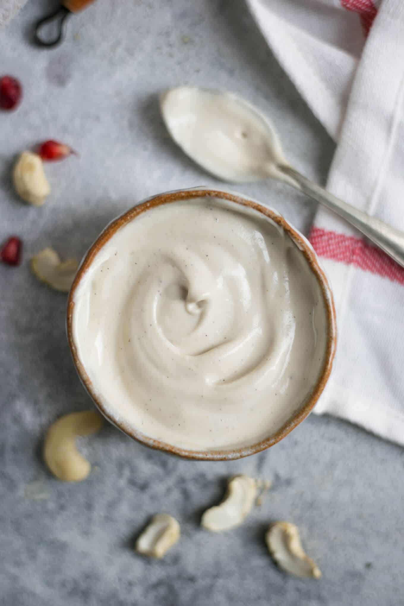 Vegan french crepes with vanilla cashew cream filling #vegan #crepes #dairyfree | via @annabanana.co