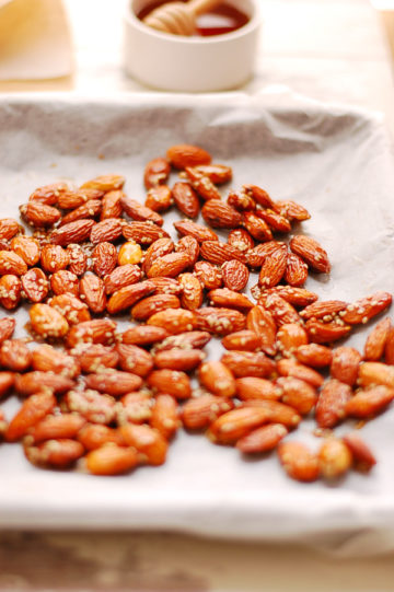 Crunchy Roasted Almonds in Maple Glaze