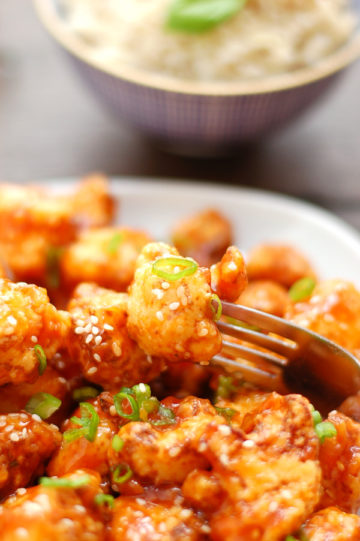 Cauliflower in Sweet and Spicy Sauce