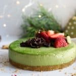 Matcha & ginger cheesecake #vegan #matcha #cheesecake | via @annabanana.co