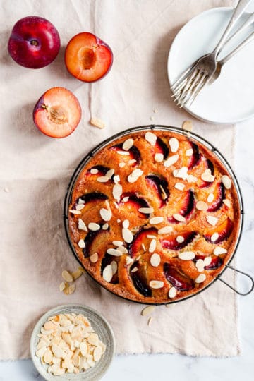 Plum and almond cake topped with flaked almonds